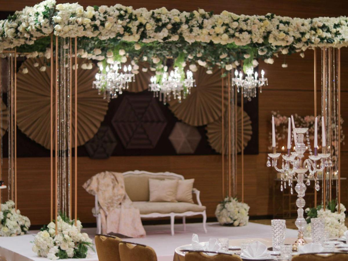 Moevenpick Hotel Du Lac Tunis Tunes Exterior foto A mandap at a Hindu wedding