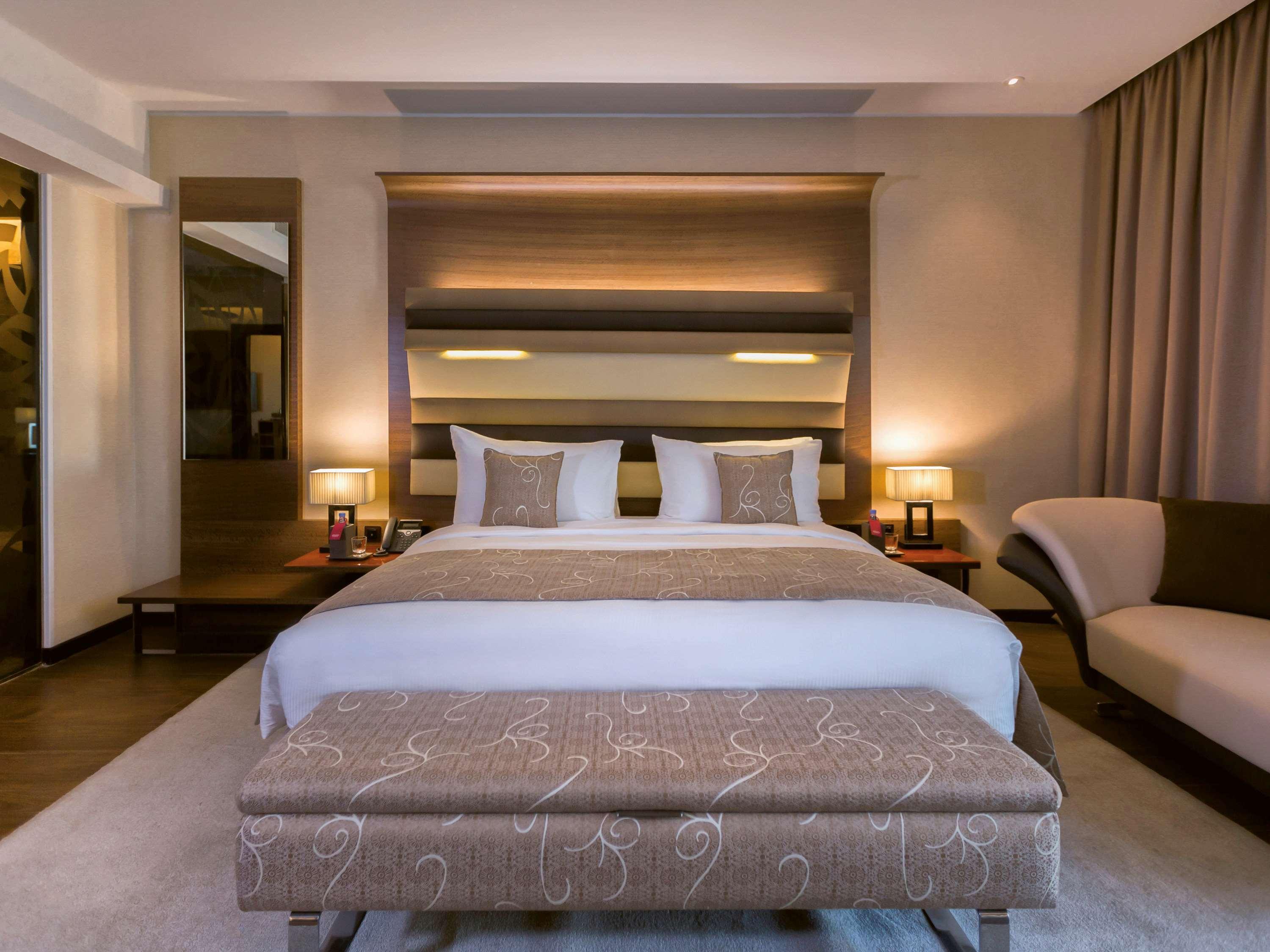 Moevenpick Hotel Du Lac Tunis Tunes Exterior foto A bedroom at the hotel