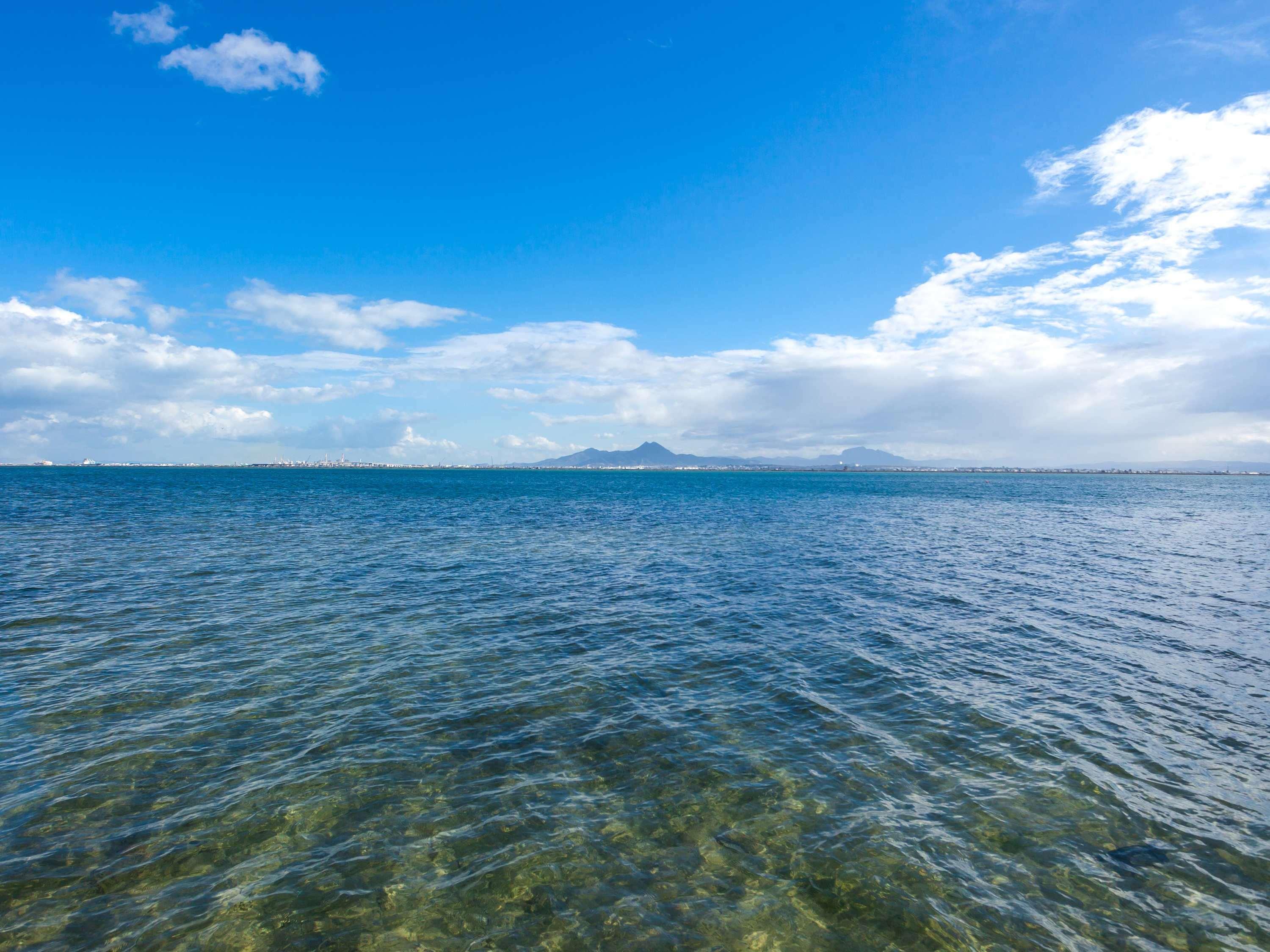Moevenpick Hotel Du Lac Tunis Tunes Exterior foto View of the Gulf of Naples from the shore of Castellammare di Stabia