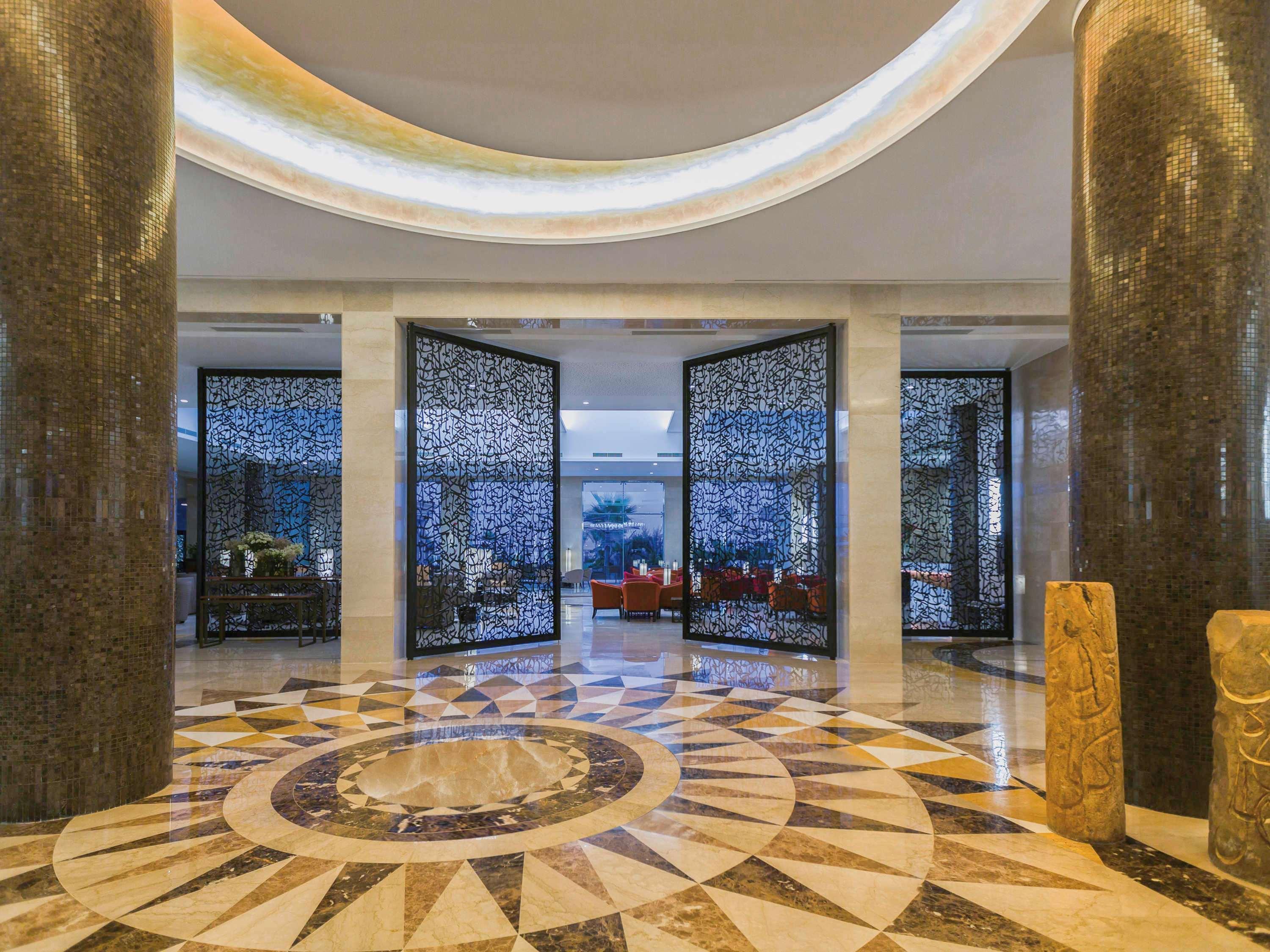 Moevenpick Hotel Du Lac Tunis Tunes Exterior foto Lobby
