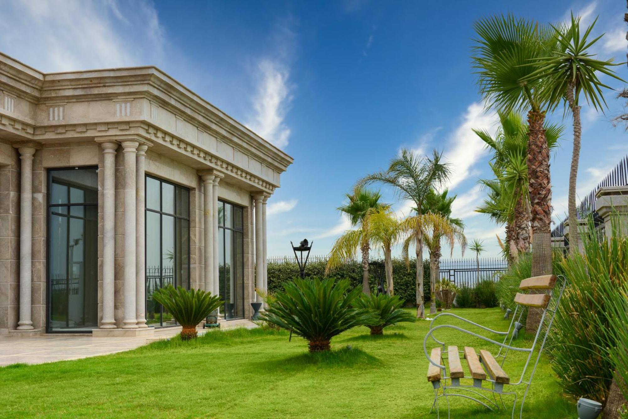 Moevenpick Hotel Du Lac Tunis Tunes Exterior foto The new building of the university library