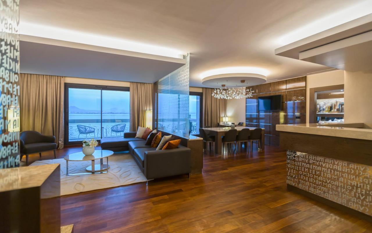 Moevenpick Hotel Du Lac Tunis Tunes Exterior foto A suite at the hotel